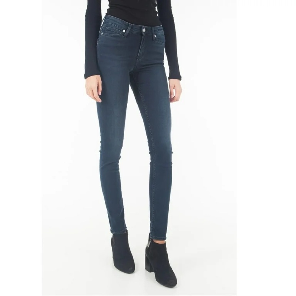 Calvin Klein Mid Rise Skinny Jeans Dark Wash Stretch Jegging Size 30